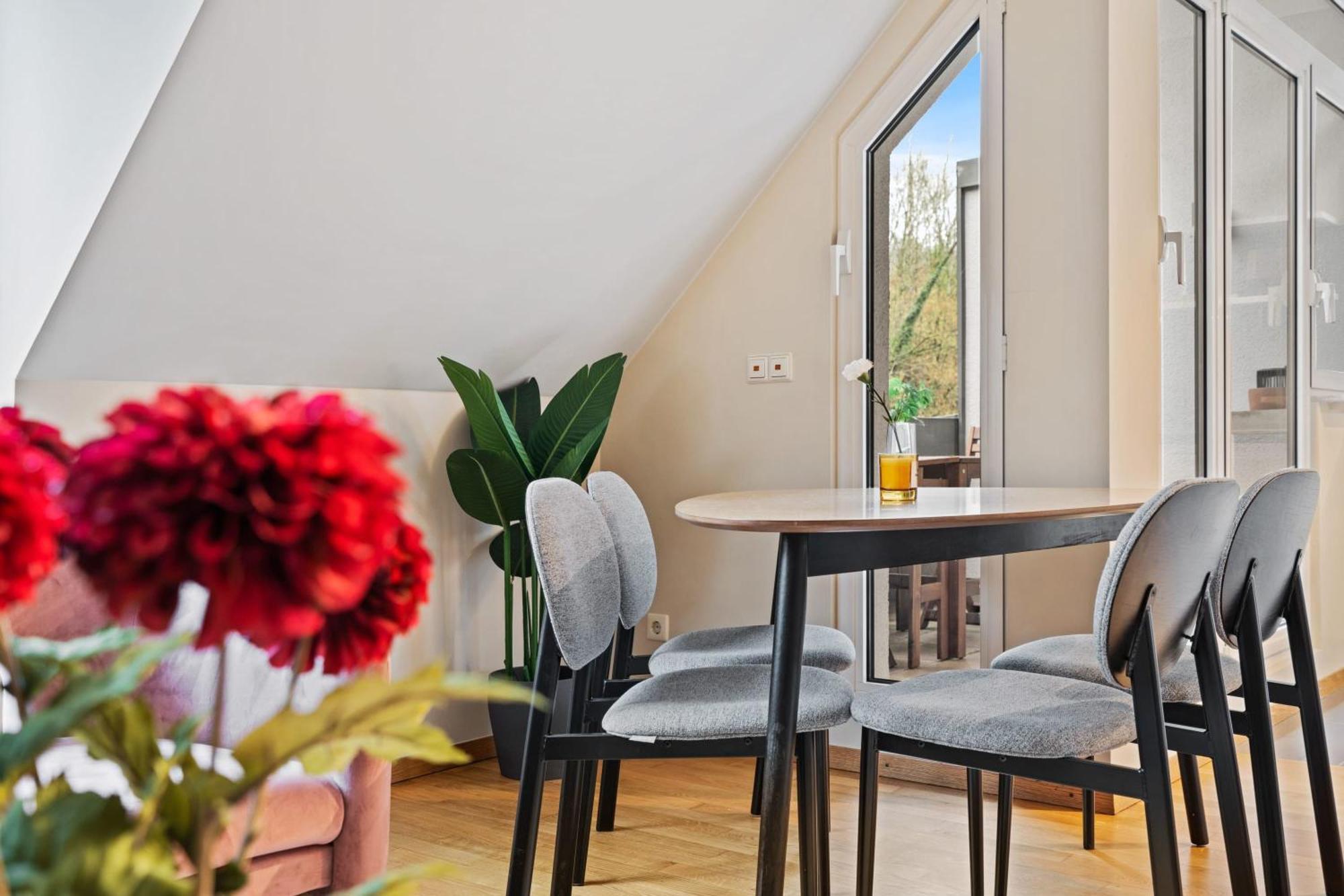 Chic 2Br Stay In Luxembourg With Free Parking Exterior foto